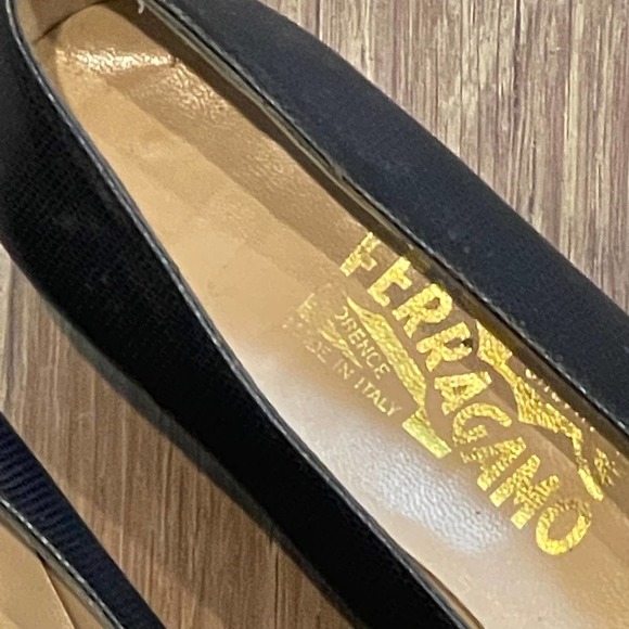 Ferragamo Slip On Square Toe Leather Pumps Black Women's Size 8 - Picture 10 of 11
